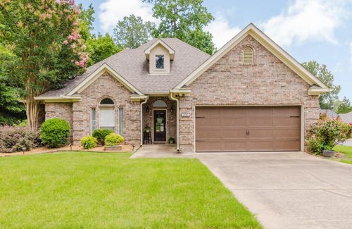 106 Baltusrol Dr, Benton, AR, 72015-4984 | Card Image