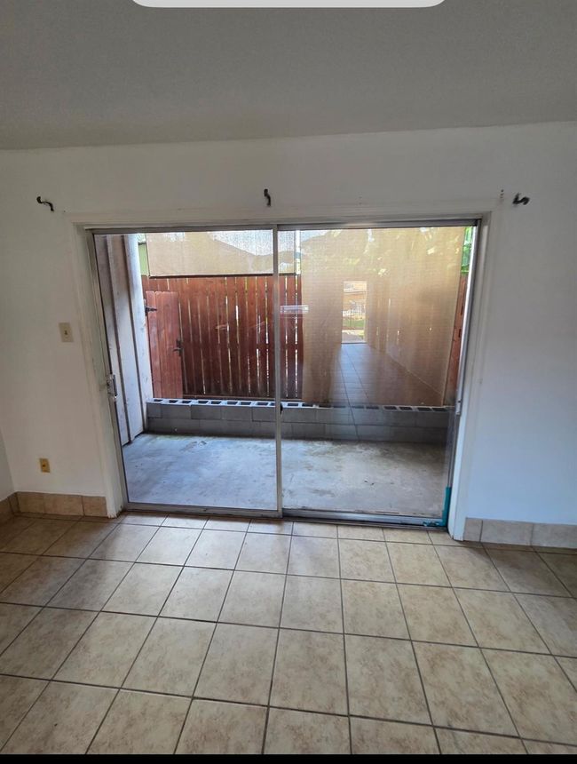 APT-38 - 8110 Albacore Dr, House attached with 2 bedrooms, 2 bathrooms and 1 parking in Houston TX | Image 7
