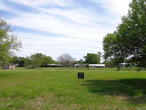 914 S Luke Dr, Franklin, LA, 70538-4635 | Card Image