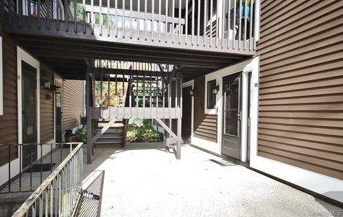 unit-a-8 Heritage Dr, Harriman, NY, 10926-4020 | Card Image
