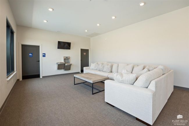 APT-201 - 3010 Fieldhouse Cir, Condo with 2 bedrooms, 2 bathrooms and null parking in Manhattan KS | Image 25