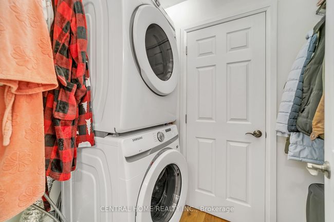 20 Hollis Cres, House other with 4 bedrooms, 3 bathrooms and 4 parking in Holland Landing ON | Image 21