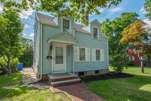 30 Stiles Ave, Morris Plains, NJ, 07950-1817 | Card Image