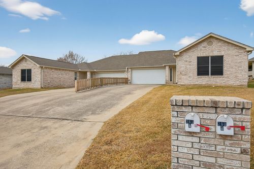 unit-b-268 Braeburn Circle, Marble Falls, TX, 78654 | Card Image