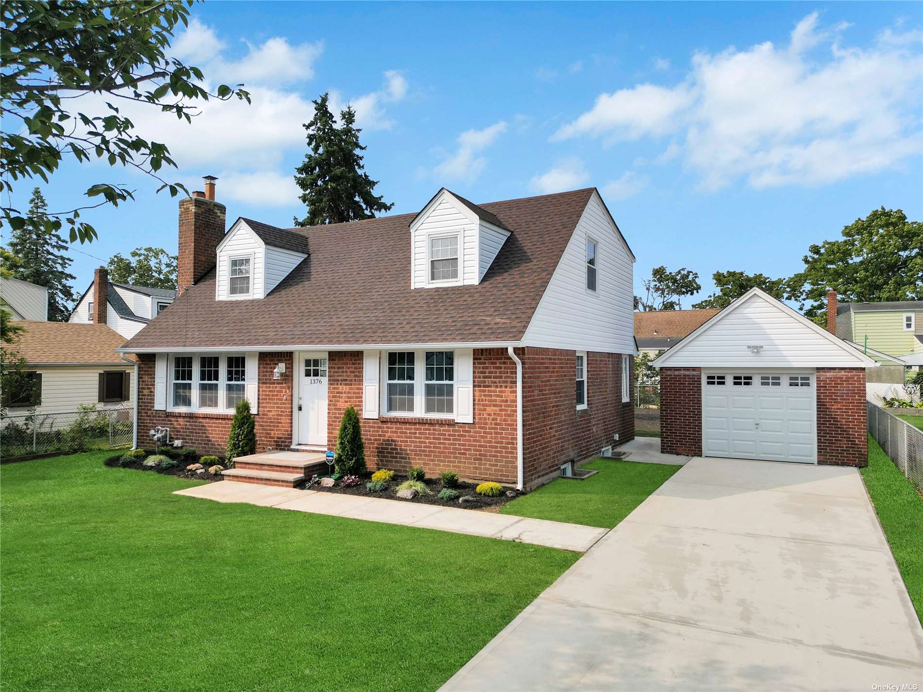 Clay St, Elmont, NY 11003