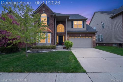 27412 Victoria Rd, Novi, MI, 48374-1036 | Card Image