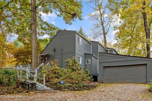 9428 Jim Loy Dr, Strawberry Plains, TN, 37871-1415 | Card Image