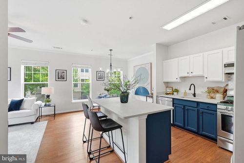 t-13375 Connor Dr, CENTREVILLE, VA, 20120-3033 | Card Image