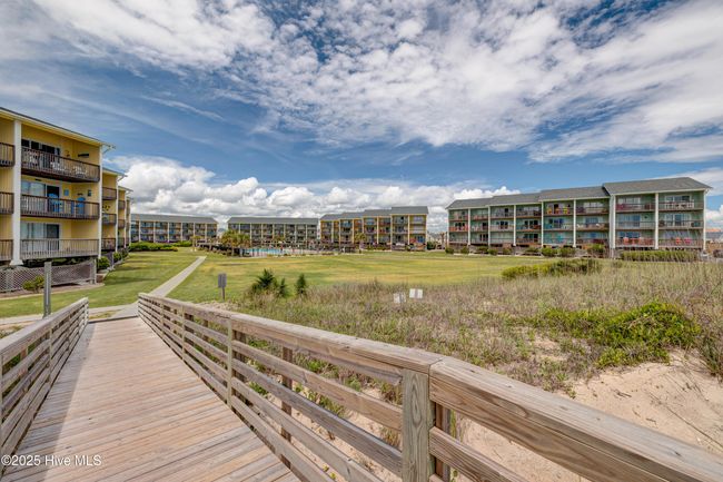 733 - 918 N New River Dr, Condo with 2 bedrooms, 2 bathrooms and null parking in Surf City NC | Image 25