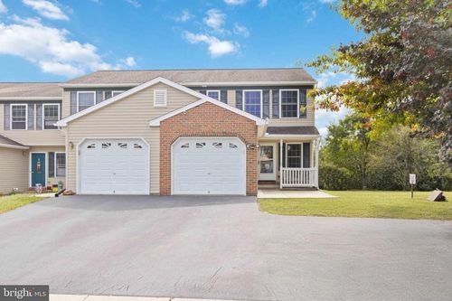 26 Beverly Dr, MYERSTOWN, PA, 17067-3144 | Card Image