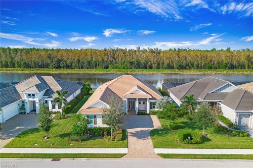 14404 Neptune Ave, NAPLES, FL, 34114-8985 | Card Image