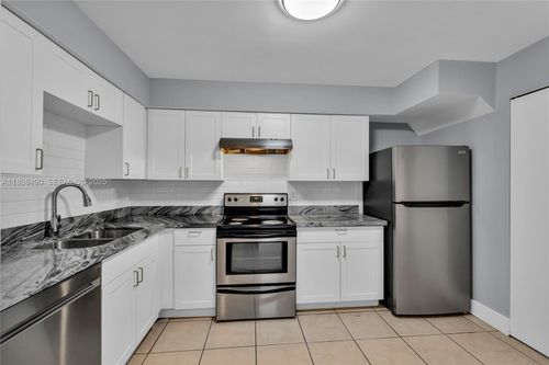 2288-2288 Sw 81st Ave, Miramar, FL, 33025-2290 | Card Image