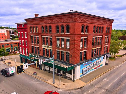 158 Main St, Bangor, ME, 04401-6308 | Card Image