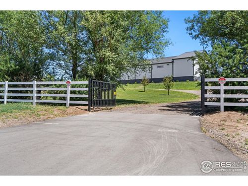 3482 Se Frontage Rd, Fort Collins, CO, 80525-9622 | Card Image