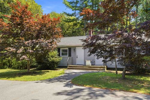 b-289 Derry Rd, Hudson, NH, 03051-3054 | Card Image