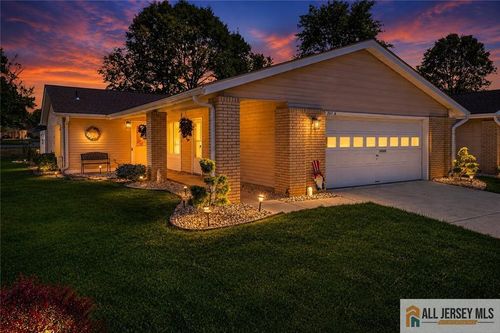 297a-297 Yardley Dr, Monroe, NJ, 08831 | Card Image