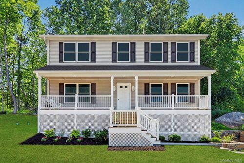 32 Spruce Rd, Brewster, NY, 10509-3201 | Card Image