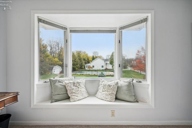 608 Monument Vw, Condo with 2 bedrooms, 3 bathrooms and 1 parking in Marblehead OH | Image 17