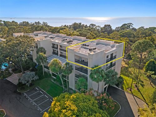 408 Tarpon Pt, TARPON SPRINGS, FL, 34689-2889 | Card Image