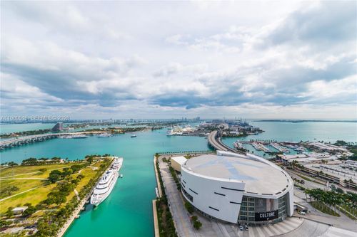 3506-888 Biscayne Blvd, Miami, FL, 33132-1533 | Card Image