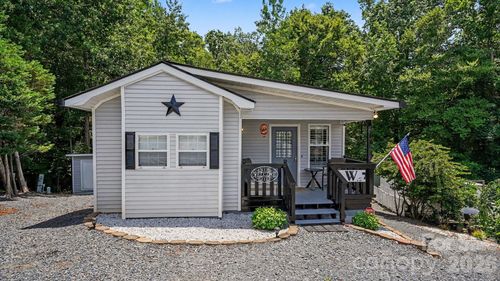 113 Lake View Dr, New London, NC, 28127 | Card Image