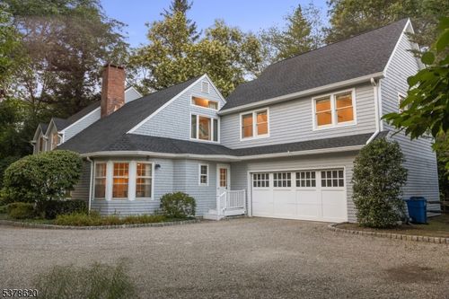 18 S Beechcroft Rd, Short Hills, NJ, 07078-1650 | Card Image