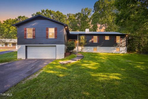 1034 Circle Dr Se, Wise, VA, 24293-5318 | Card Image