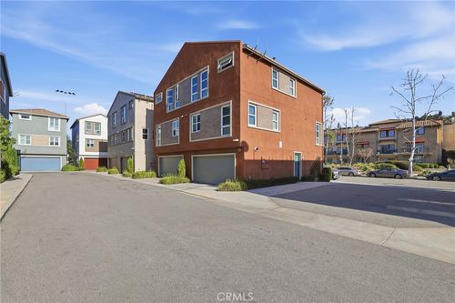 13-2700 E Chaucer St, Los Angeles, CA, 90065-1825 | Card Image