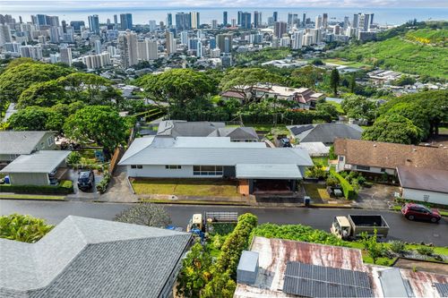 2641 Aaliamanu Pl, Honolulu, HI, 96813-1216 | Card Image