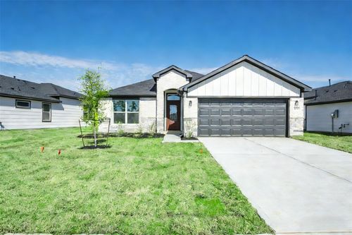10401 Woodhill Spa Ln, Cleveland, TX, 77327-8617 | Card Image