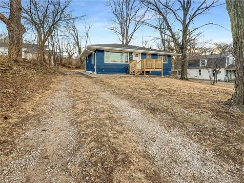 3811 Wyandotte Ave, Kansas City, KS, 66106-2631 | Card Image