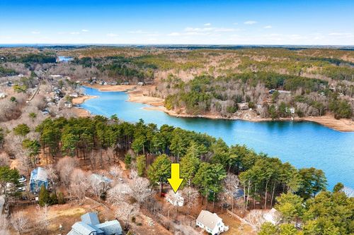 23 Pew Ave, Gloucester, MA, 01930-2452 | Card Image