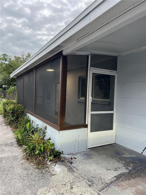 1744 8th St, SARASOTA, FL, 34236-4127 | Card Image