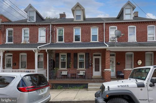 724 W Vine St, LANCASTER, PA, 17603-5540 | Card Image
