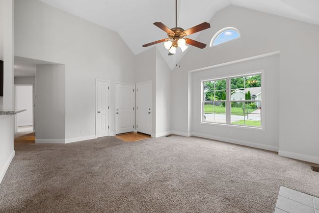1383 Whitt Ln, House other with 3 bedrooms, 2 bathrooms and 4 parking in Clarksville TN | Image 7