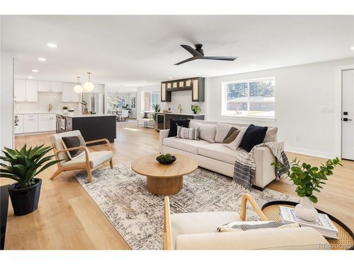 2005 Nelson St, Lakewood, CO, 80215-1331 | Card Image