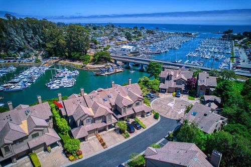 a-92 Frederick St, Santa Cruz, CA, 95062 | Card Image