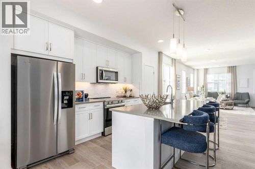 437 Alpine Ave Sw, Calgary, AB, T2Y0N5 | Card Image