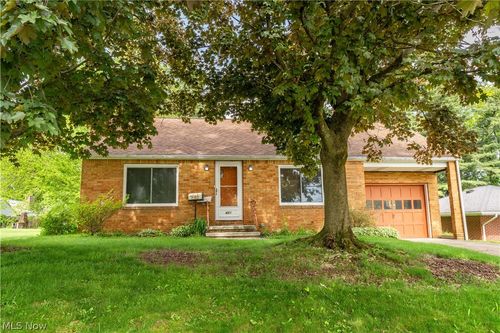 421 19th St, Massillon, OH, 44646-4956 | Card Image