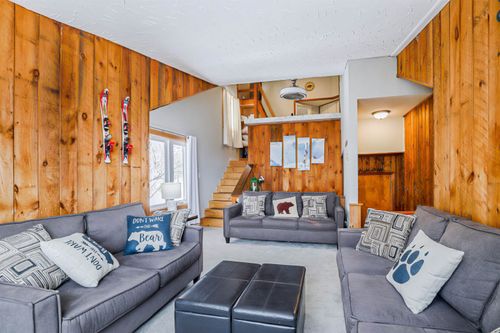 16-34 Weetamoo Trl, Campton, NH, 03223-5325 | Card Image