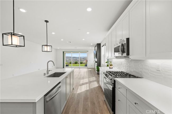 28706 Wildflower Ter, House other with 3 bedrooms, 3 bathrooms and 3 parking in Castaic CA | Image 11
