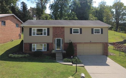 25 Lynn Marr Dr, Huntington, WV, 25705-3923 | Card Image