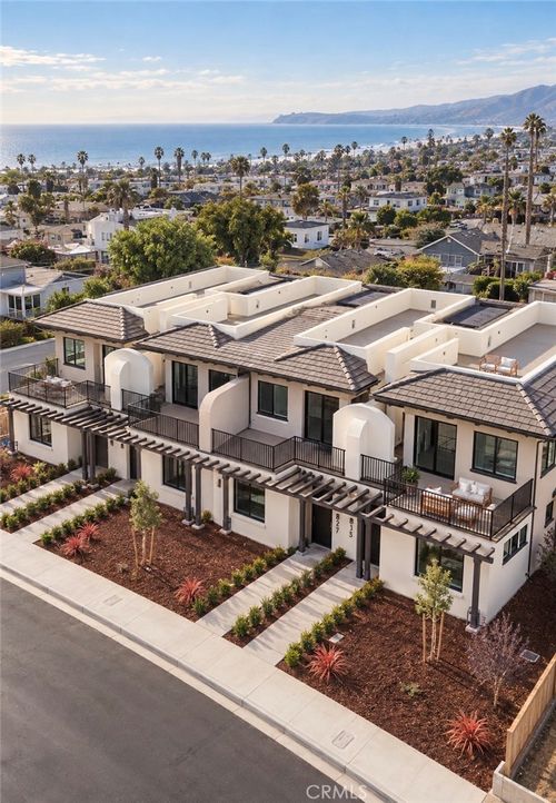 835 Trouville Ave, Grover Beach, CA, 93433-2739 | Card Image