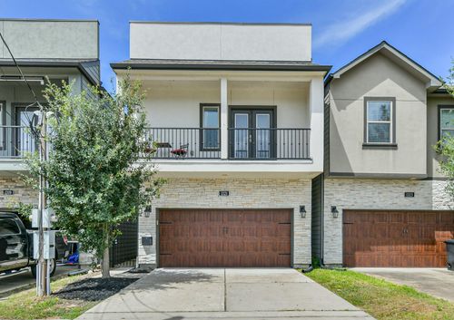 1321 Laird St, Houston, TX, 77008-3739 | Card Image