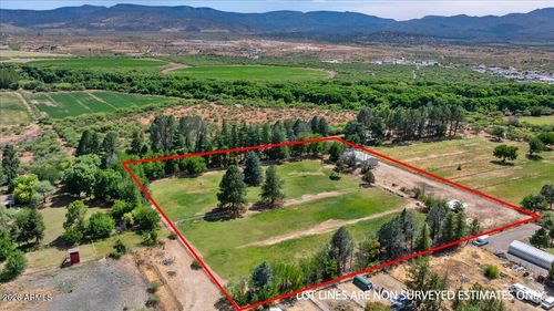 --4000 W Mahoney Rd, Camp Verde, AZ, 86322-8520 | Card Image
