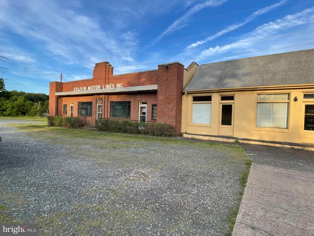 Commercial Sale in ORANGE 5