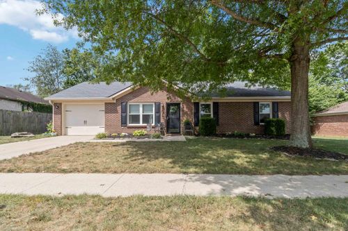 203 Wildwood Ln, Wilmore, KY, 40390-1452 | Card Image