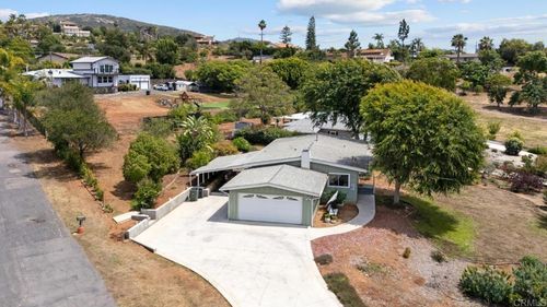 2091 Warmlands Ave, Vista, CA, 92084 | Card Image