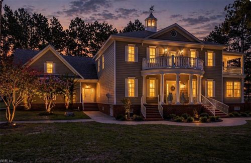 411 Lawnes Neck Dr, Smithfield, VA, 23430-5542 | Card Image