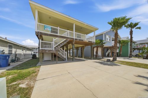 415 Spencers Lndg, Port Aransas, TX, 78373-6043 | Card Image
